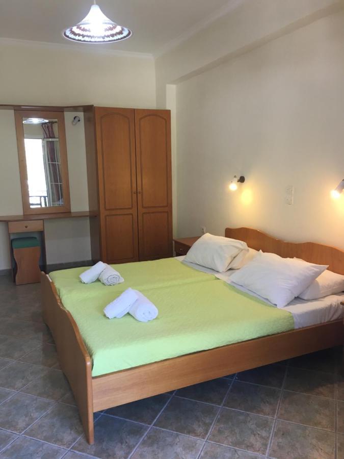 Bizis Apartments Agios Gordios  Exterior foto