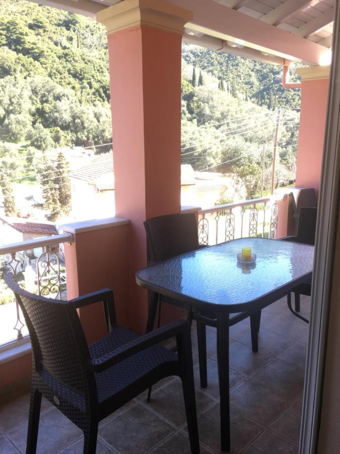 Bizis Apartments Agios Gordios  Exterior foto