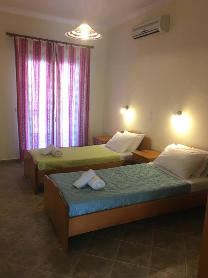 Bizis Apartments Agios Gordios  Exterior foto